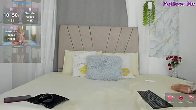 Lady miss    online show from 02/27/26, 11:54