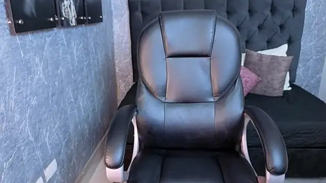 eileen  hills online show from 11/27/25, 06:52