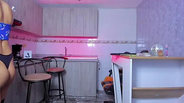 ZaiMoon  online show from 12/01/25, 08:42