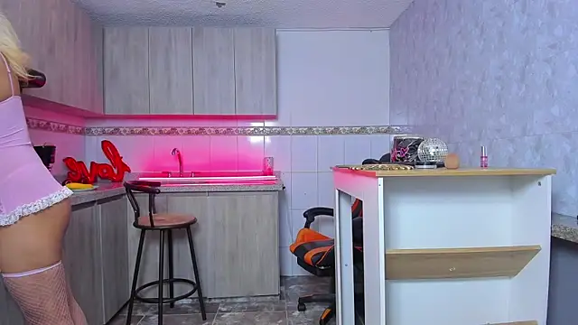 ZaiMoon  online show from 10/02/25, 09:51