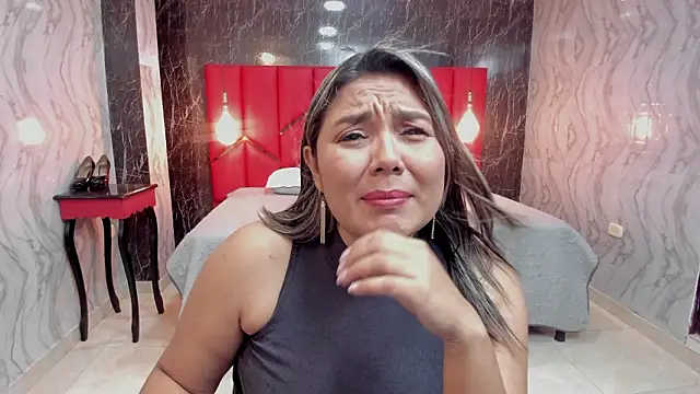 LatinaHoleQueen online show from 03/04/26, 02:14