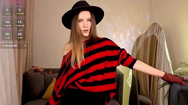  Clare Florence  online show from 10/31/25, 01:30