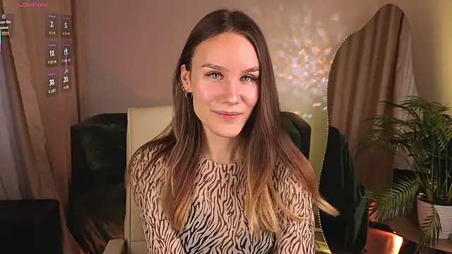 Snapshot of _Clare_Florence_ chatting on 10/02/25, 01:47  Clare Florence  online show from 10/02/25, 01:47