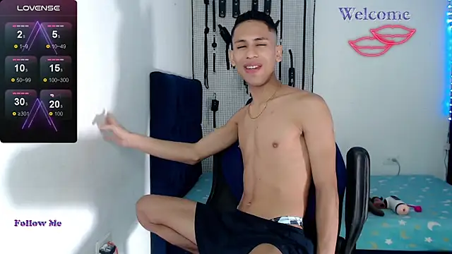 dylan apol0 online show from 11/02/25, 04:28