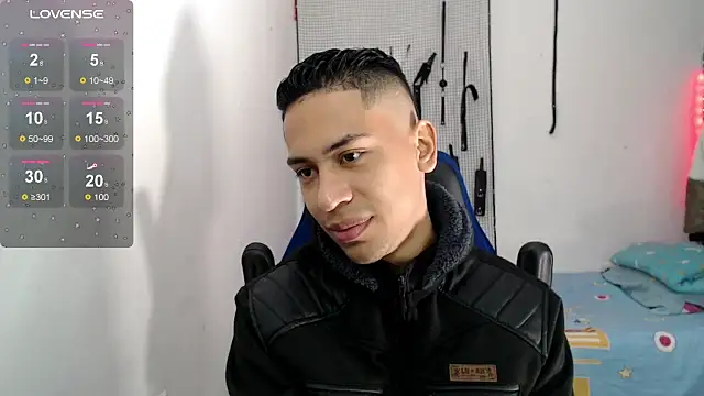 dylan apol0 online show from 09/19/25, 02:59