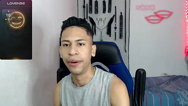 dylan apol0 online show from 10/22/25, 11:42