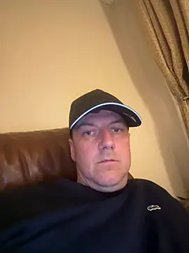 Snapshot of Eddiejeff chatting on 04/07/26, 10:44 Eddiejeff online show from 04/07/26, 10:44