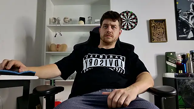 Snapshot of aaron_nvk chatting on 02/02/26, 10:42 aaron nvk online show from 02/02/26, 10:42