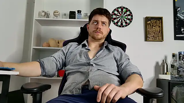 aaron nvk online show from 11/30/25, 09:15