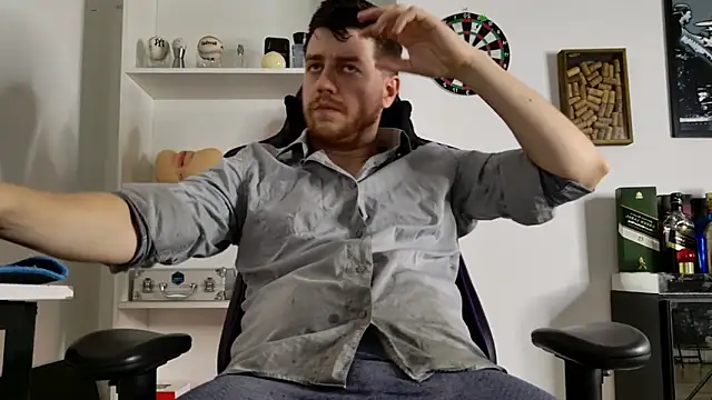 Snapshot of aaron_nvk chatting on 01/14/26, 09:18 aaron nvk online show from 01/14/26, 09:18