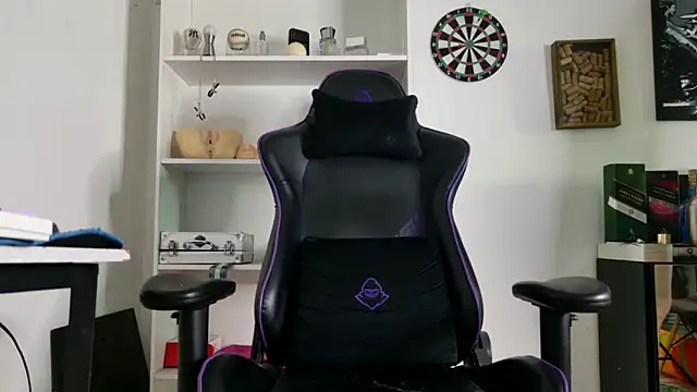 Snapshot of aaron_nvk chatting on 03/14/26, 08:59 aaron nvk online show from 03/14/26, 08:59