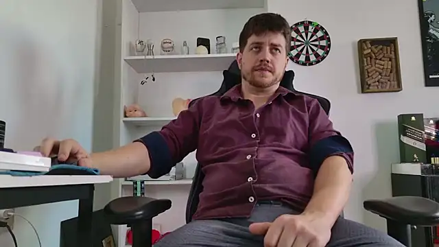 Snapshot of aaron_nvk chatting on 02/08/26, 08:17 aaron nvk online show from 02/08/26, 08:17