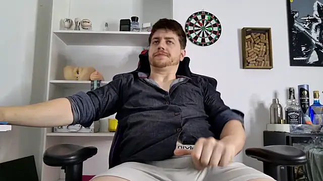 aaron nvk online show from 11/08/25, 07:50