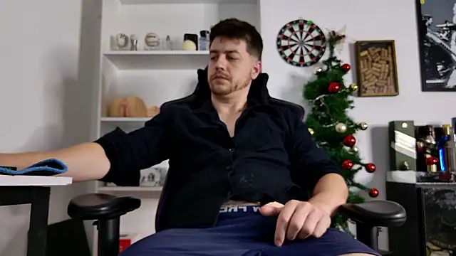 Snapshot of aaron_nvk chatting on 01/07/26, 09:31 aaron nvk online show from 01/07/26, 09:31