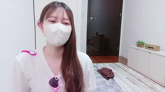 MOEMOE-Q online show from 06/04/26, 01:49
