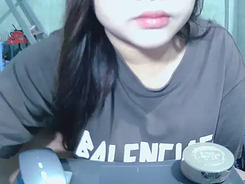 Snapshot of Lily3322 chatting on 02/27/26, 01:17 Lily3322 online show from 02/27/26, 01:17