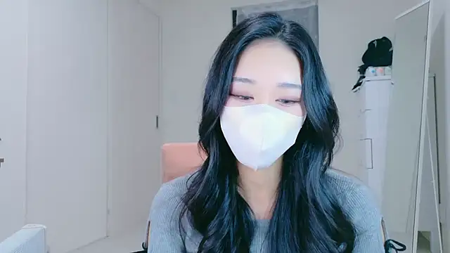 ramuchan desu online show from 12/17/25, 12:04