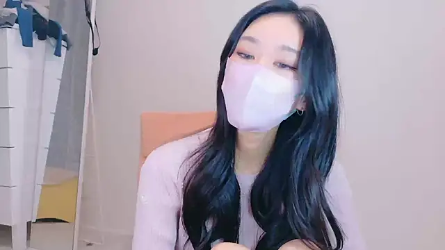 ramuchan desu online show from 11/17/25, 01:31