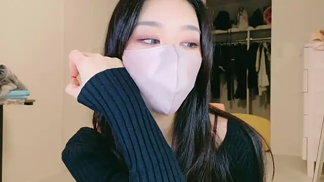 ramuchan desu online show from 10/20/25, 02:13