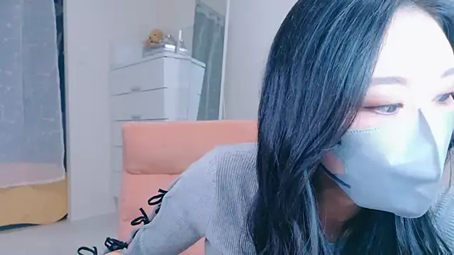 ramuchan desu online show from 11/20/25, 01:28