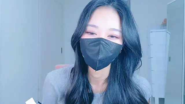 ramuchan desu online show from 11/27/25, 02:23