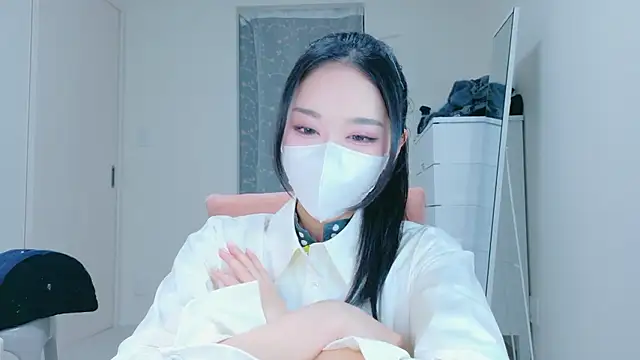 ramuchan desu online show from 04/12/26, 12:14