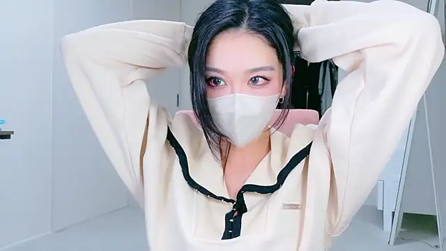 ramuchan desu online show from 10/21/25, 01:43