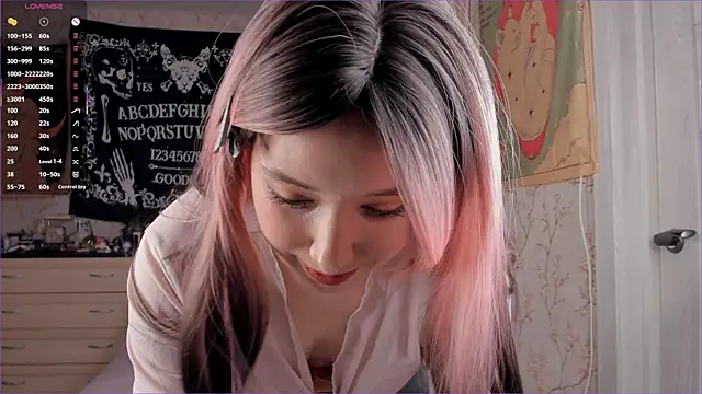 CutiePatoootie online show from 10/04/25, 08:54