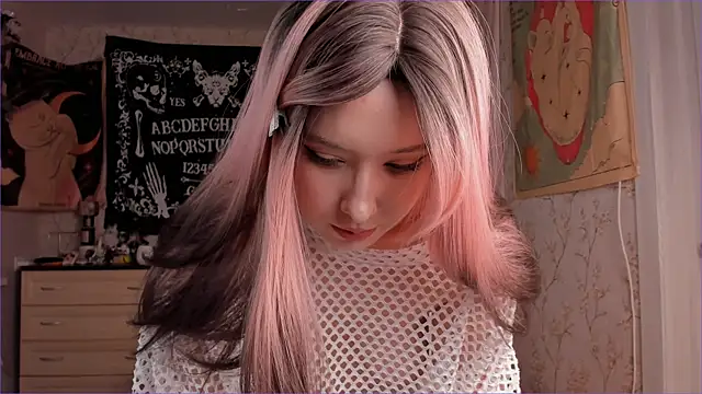 CutiePatoootie online show from 12/14/25, 07:19