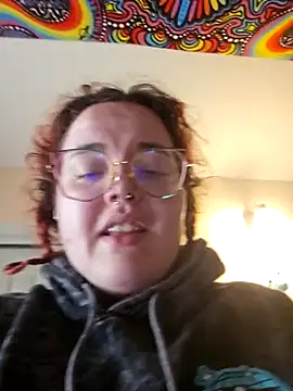 Snapshot of nuttiebuddy1 chatting on 10/04/25, 07:37 nuttiebuddy1 online show from 10/04/25, 07:37