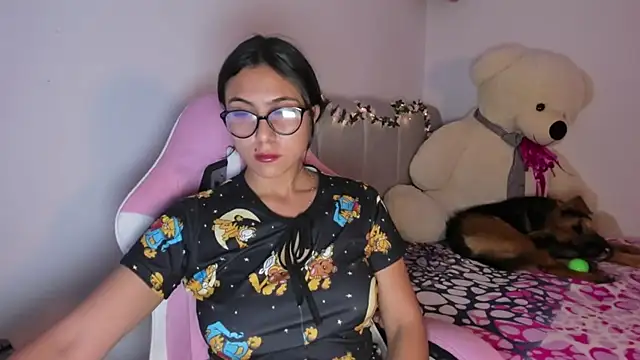 Sarahcutexoxox online show from 04/19/26, 04:13