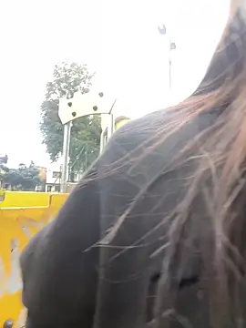 Snapshot of Sarahcutexoxox chatting on 09/20/25, 08:03 Sarahcutexoxox online show from 09/20/25, 08:03