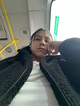 Sarahcutexoxox online show from 05/12/26, 11:16