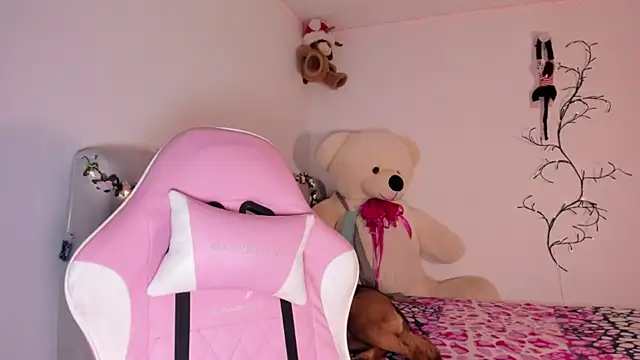 Sarahcutexoxox online show from 04/21/26, 10:38