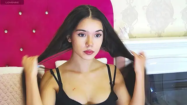 AlexisDevine online show from 10/01/25, 04:17