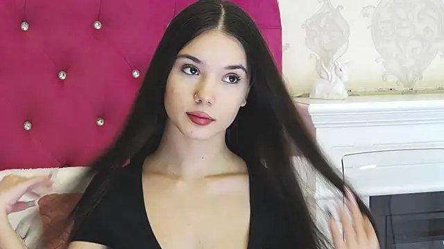 Snapshot of AlexisDevine chatting on 01/17/26, 05:22 AlexisDevine online show from 01/17/26, 05:22