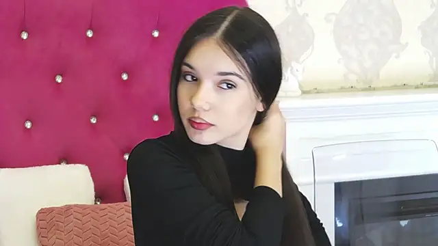 Snapshot of AlexisDevine chatting on 02/11/26, 05:18 AlexisDevine online show from 02/11/26, 05:18