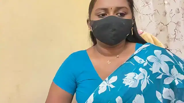 Snapshot of Pavani-Sexy chatting on 04/06/26, 06:31 Pavani-Sexy online show from 04/06/26, 06:31