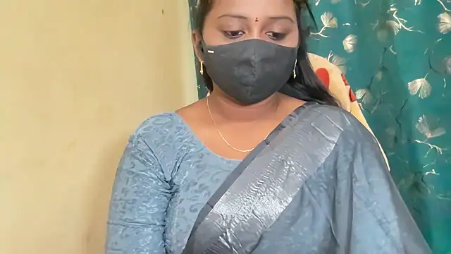 Pavani-Sexy online show from 05/25/26, 07:29
