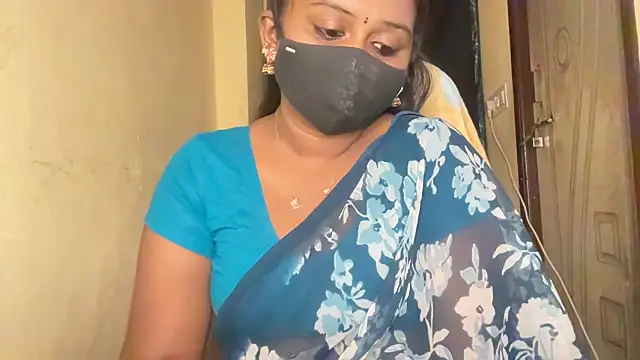 Snapshot of Pavani-Sexy chatting on 03/22/26, 04:30 Pavani-Sexy online show from 03/22/26, 04:30