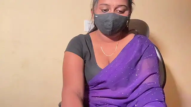 Pavani-Sexy online show from 05/24/26, 07:03