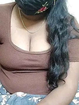 Pavani-Sexy online show from 11/19/25, 04:01