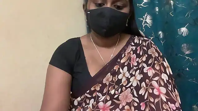 Pavani-Sexy online show from 05/08/26, 06:45