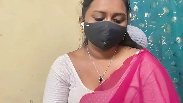 Pavani-Sexy online show from 04/25/26, 07:44