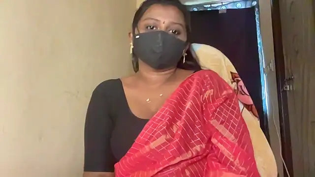 Snapshot of Pavani-Sexy chatting on 03/28/26, 04:13 Pavani-Sexy online show from 03/28/26, 04:13