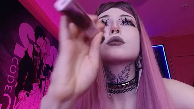 MilkMeSoftly online show from 10/16/25, 08:22