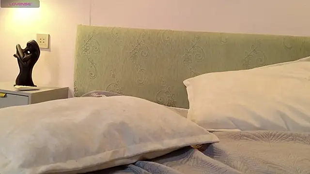 MilkMeSoftly online show from 01/19/26, 08:18