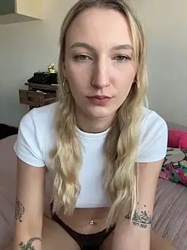 NattieBoo online show from 04/24/26, 05:26