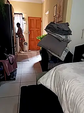 ALICIA X98 online show from 02/22/26, 07:55