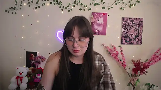 Amanda Bright  online show from 05/18/26, 10:53